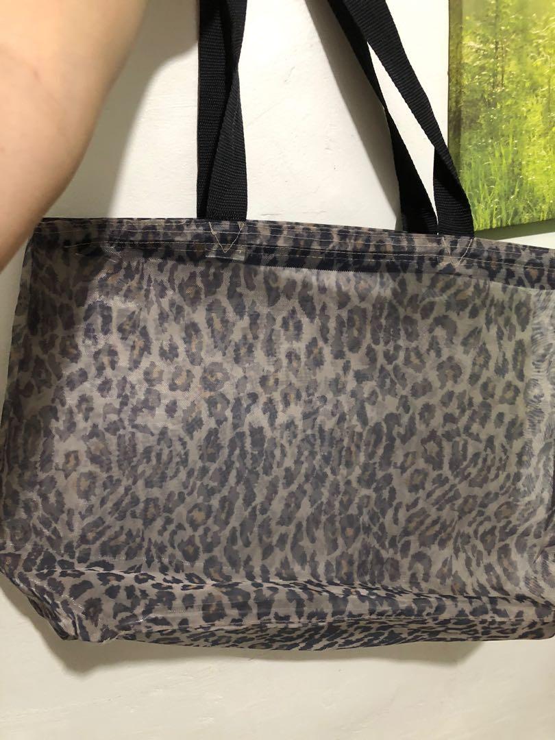 m&s handbags black