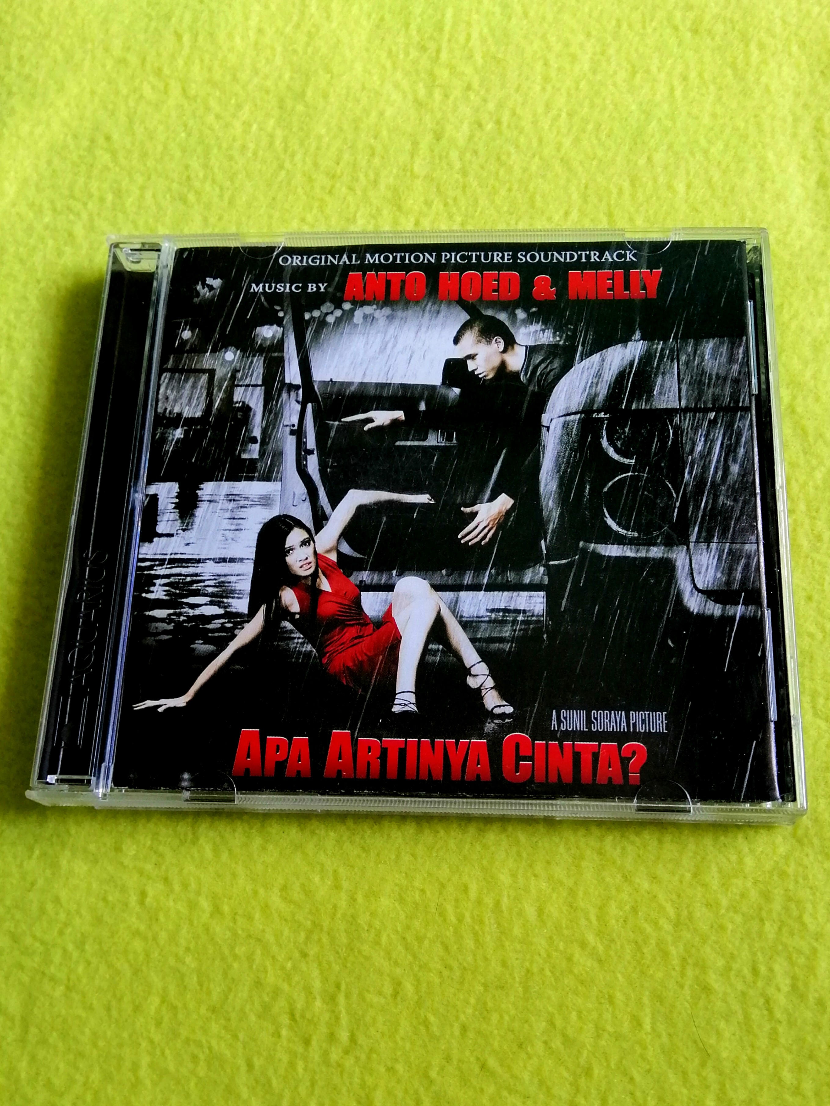 MELLY GOESLAW & ANTO HOED apa artinya cinta?. CD not vinyl. F4109