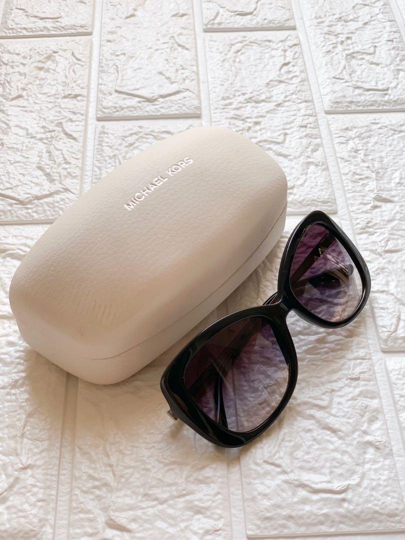 Michael Kors sunglasses MK2053 Black Fesyen Pria Aksesoris