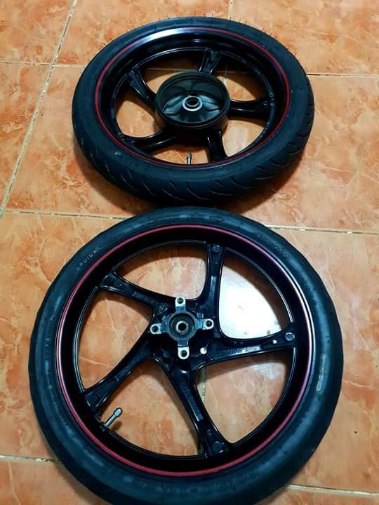 Mio MXI 125 Stocks Mags with Tires, Motorbikes, Motorbike Parts