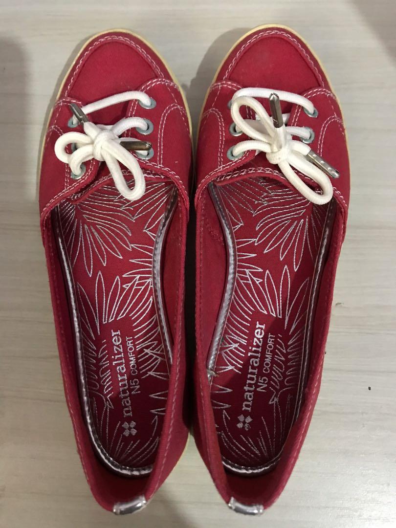 Naturalizer canvas shoes Clearance