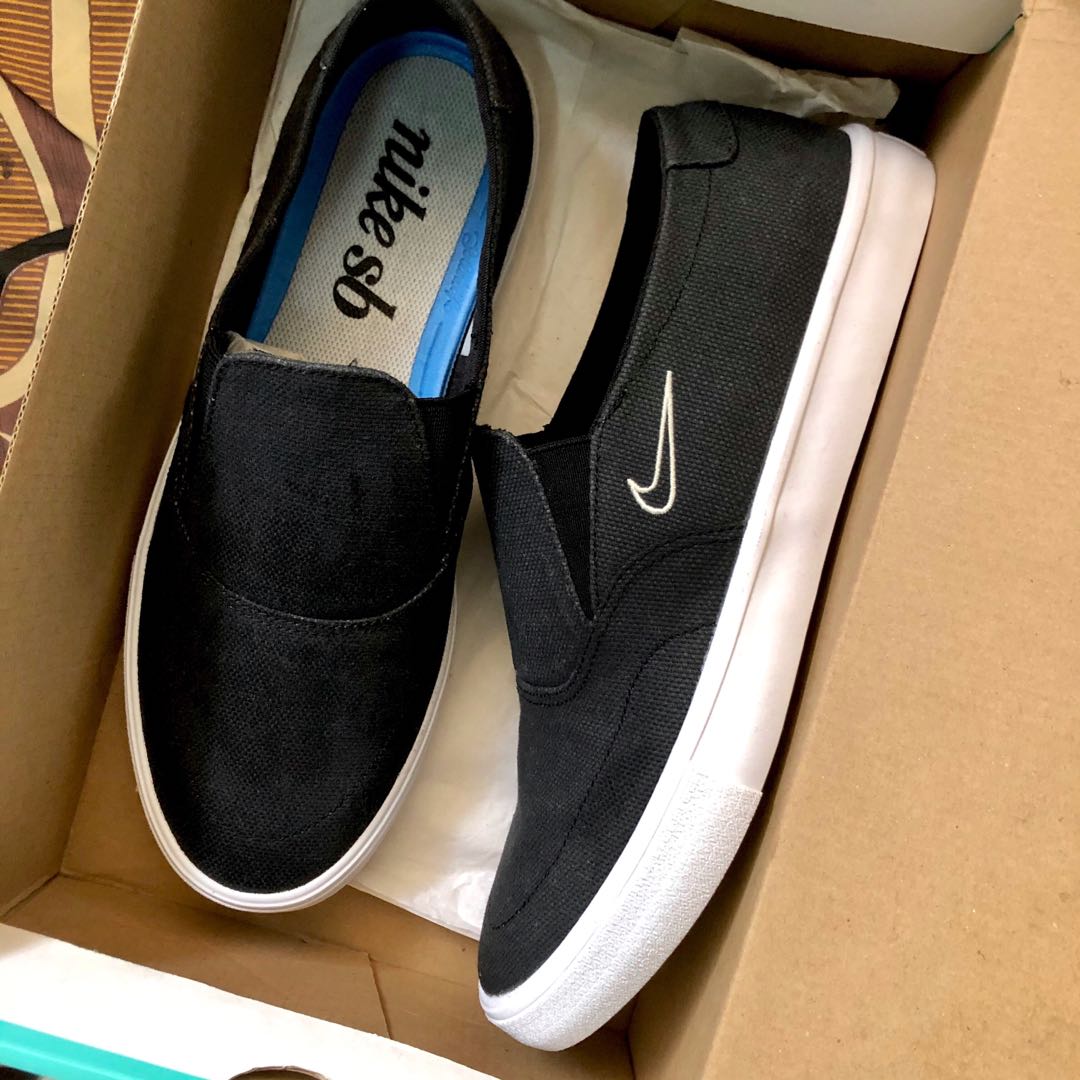 nike sb chron slip on