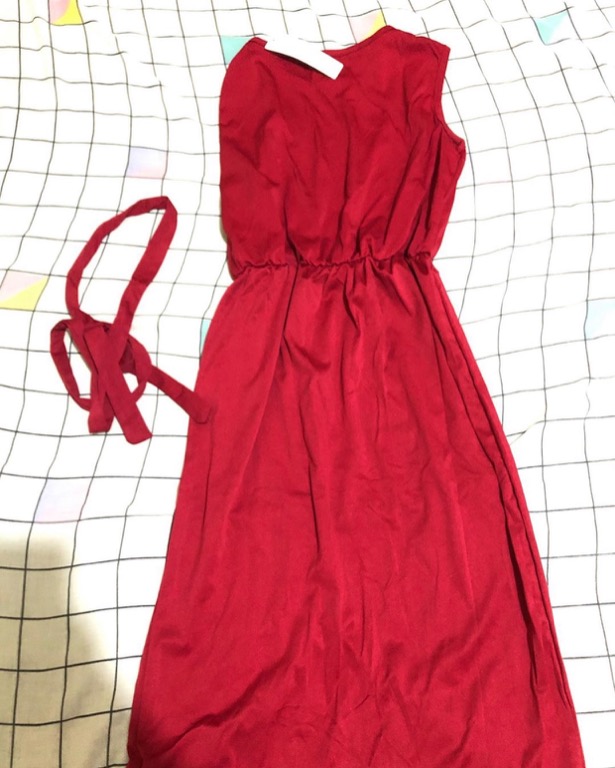 red dress plain
