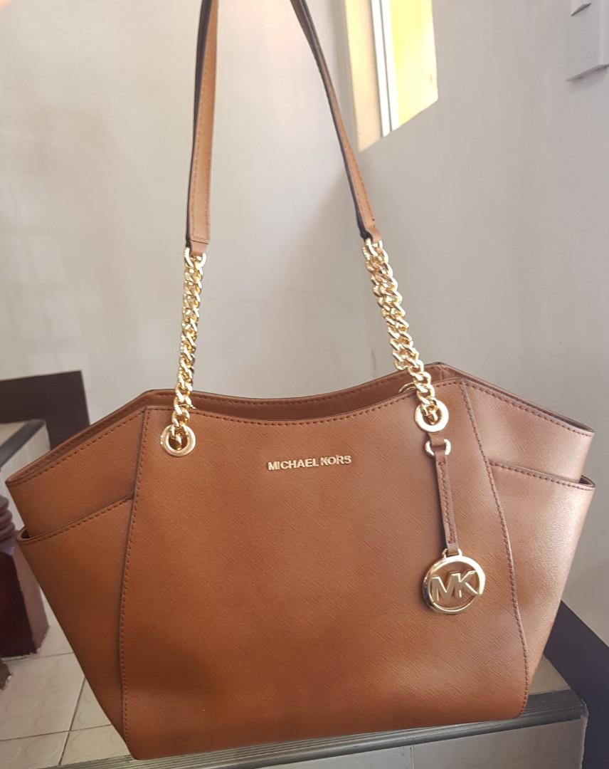 For Sale] Preloved Original MK Jet Set Travel Large Chain Shoulder Tote Bag  : r/phclassifieds