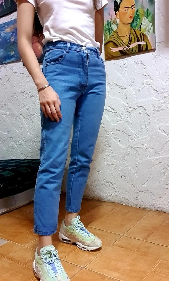 Punny Jeans) Mom Jeans, Women's Fashion, Bottoms, Jeans on Carousell