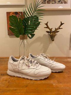 Reebok Classic White Leather Sneaker Runner Reebok Classic White Leather Sneaker Runner