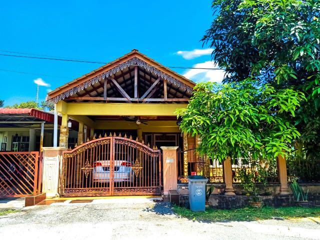 Rumah Semi D Setingkat Taman Lavender Height Senawang Selangor Property For Sale On Carousell