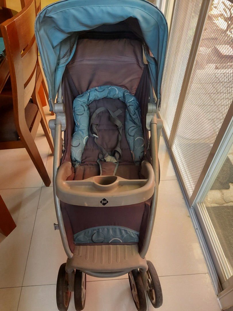 Safety 1st stroller with car seat, Babies & Kids, Going Out, Strollers