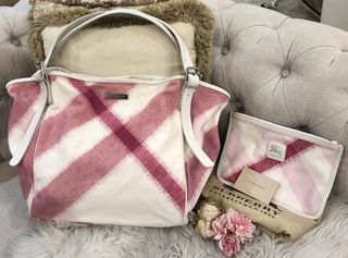 (Category: ) located in . Submitted by uptownstyle (Listing ID 1017066556, Image 1). Description: .
