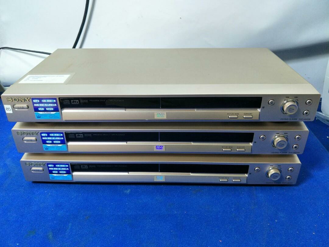 Sony DVD Player for sale 30 each, TV & Home Appliances, TV