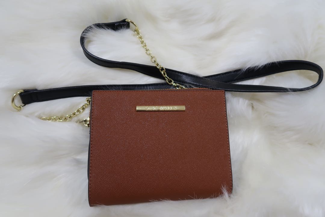 steve madden sling backpack