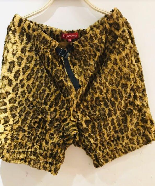 Supreme leopard shorts 2025