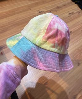 (Category: ) located in . Submitted by rerunshop (Listing ID 1017085606, Image 1). Description: .