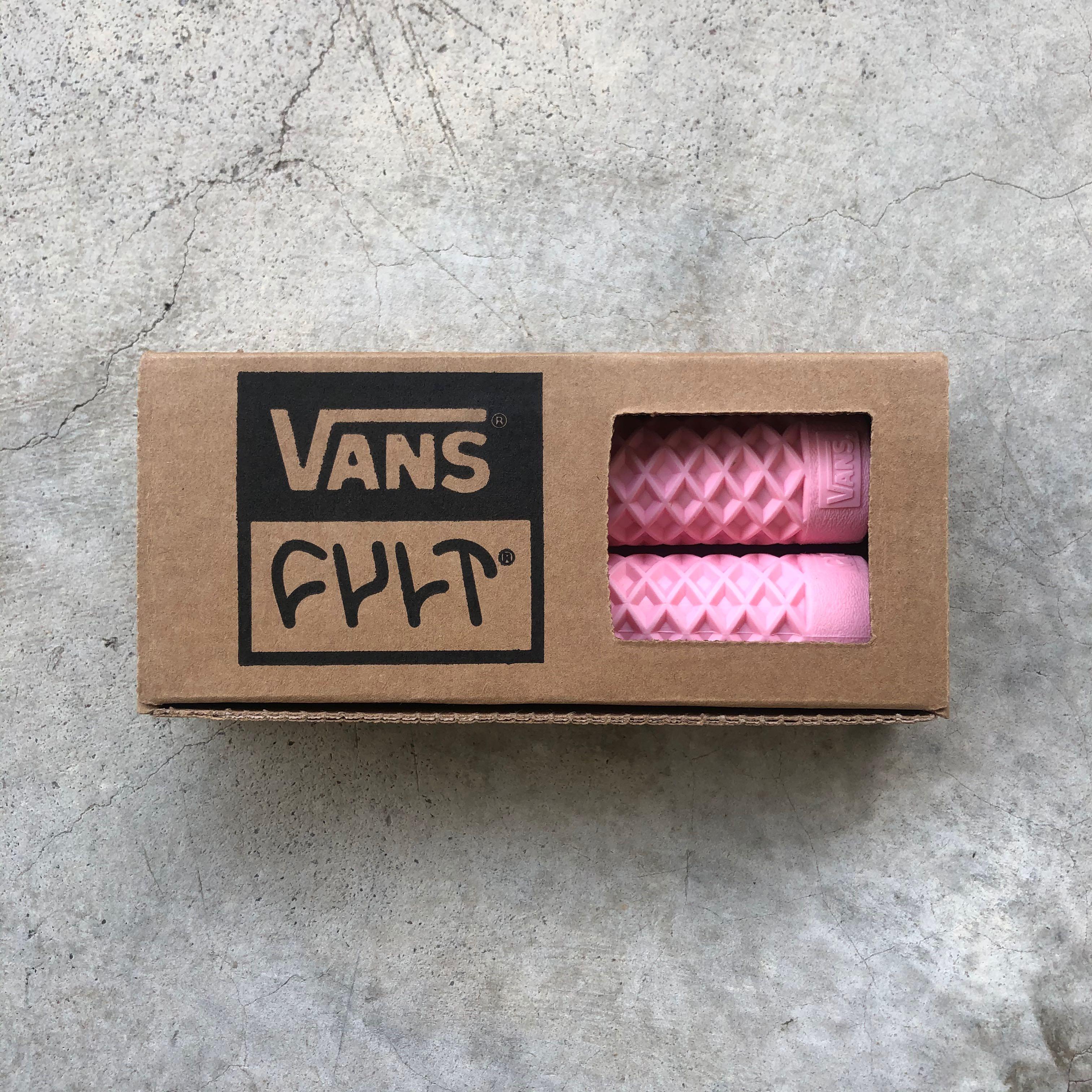 pink vans grips