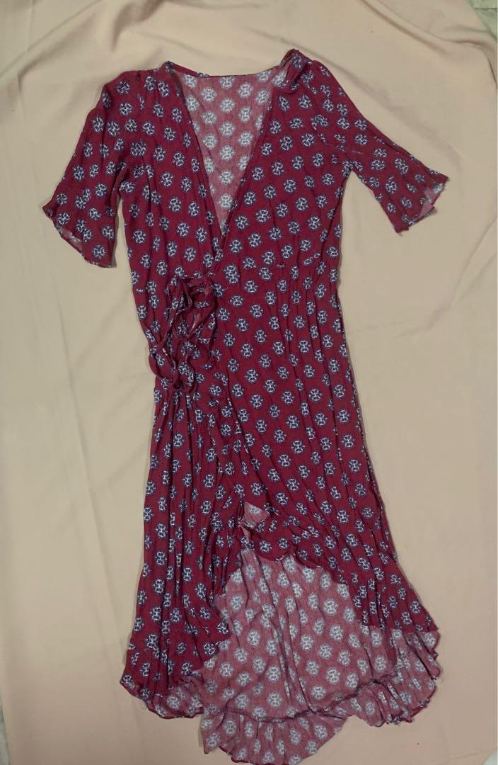 Wrap dress (Category: Dresses) located in Marikina City. Submitted by abd003 (Listing ID 1016957807, Image 1). Description: Used once.