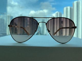（分類：）位於 。 由 november200 提交（商品編號 1010866959，圖片 1）。簡介： 。