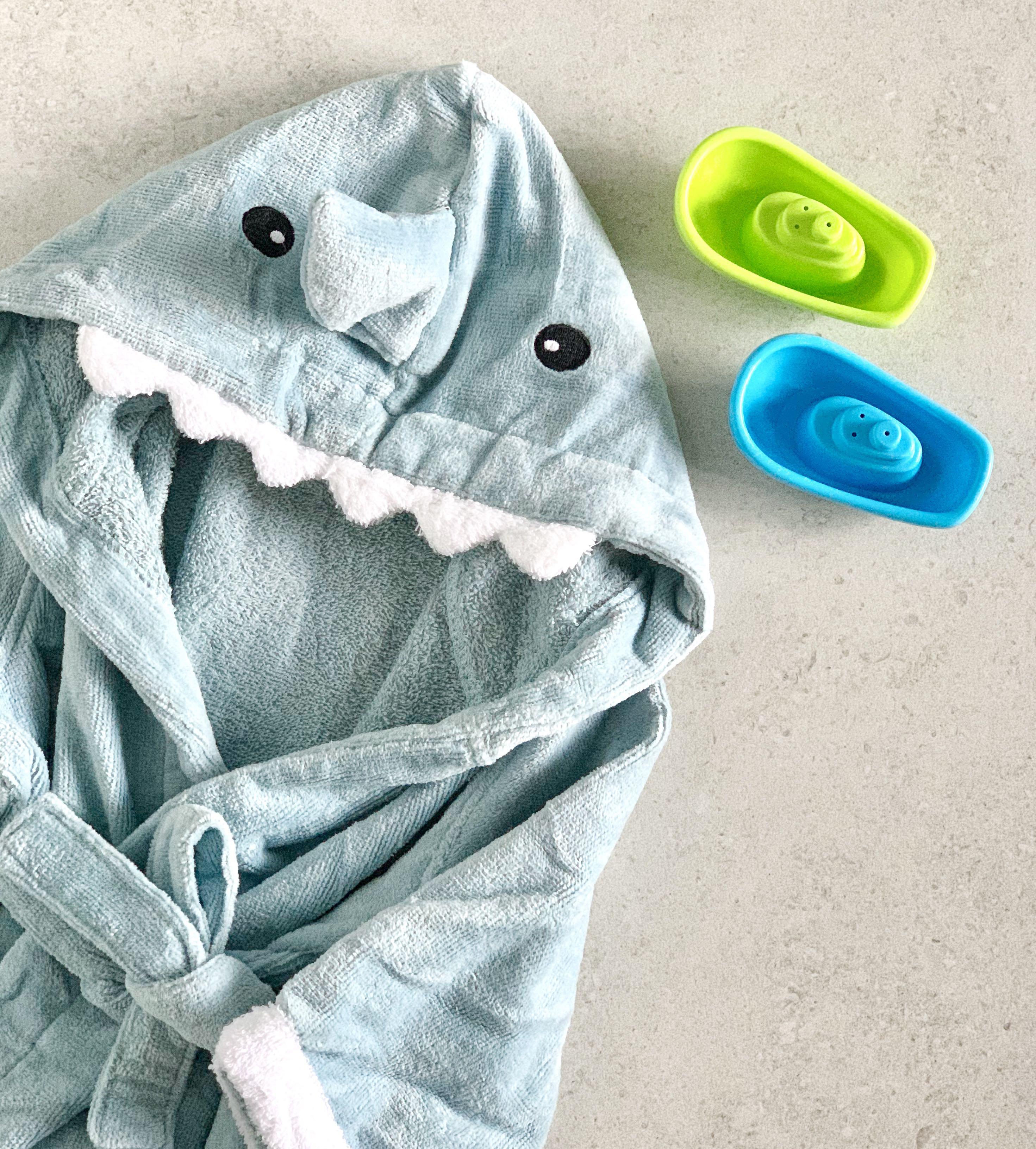 Baby towel / baby bathrobe / shark