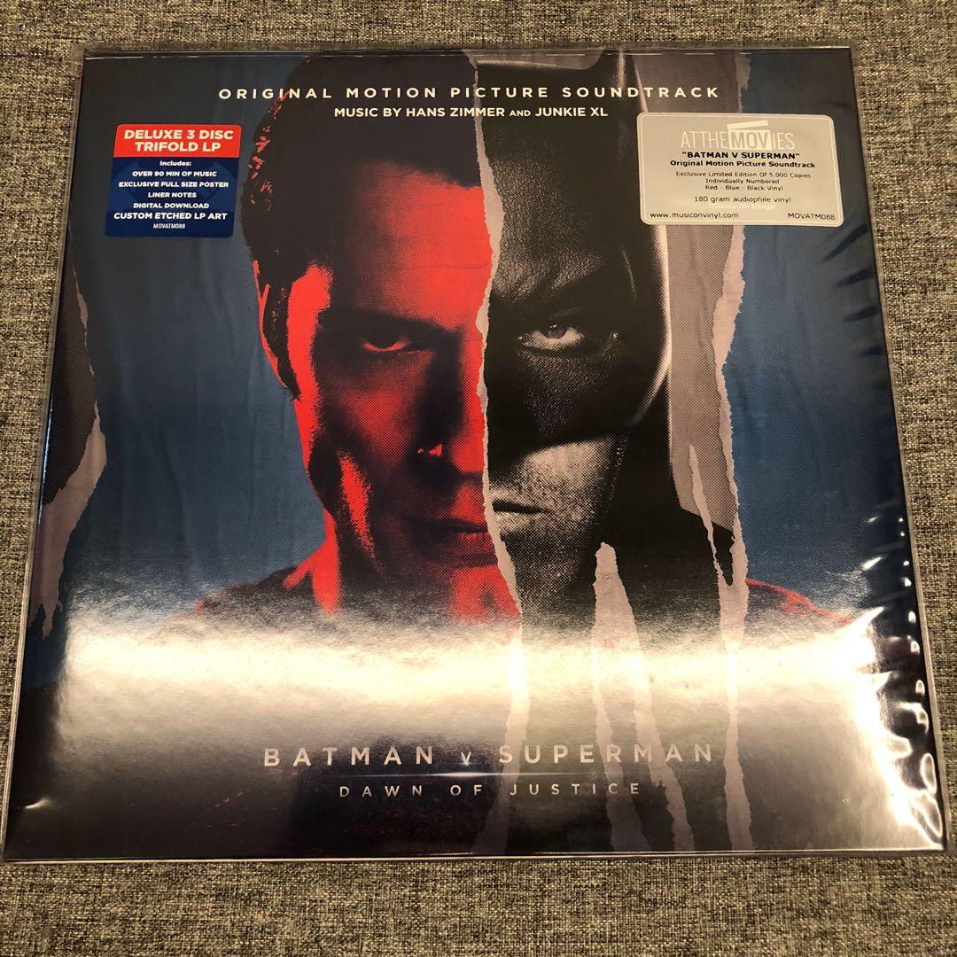 Batman vs Superman trifold deluxe vinyl record LP soundtrack, Hobbies &  Toys, Music & Media, Vinyls on Carousell