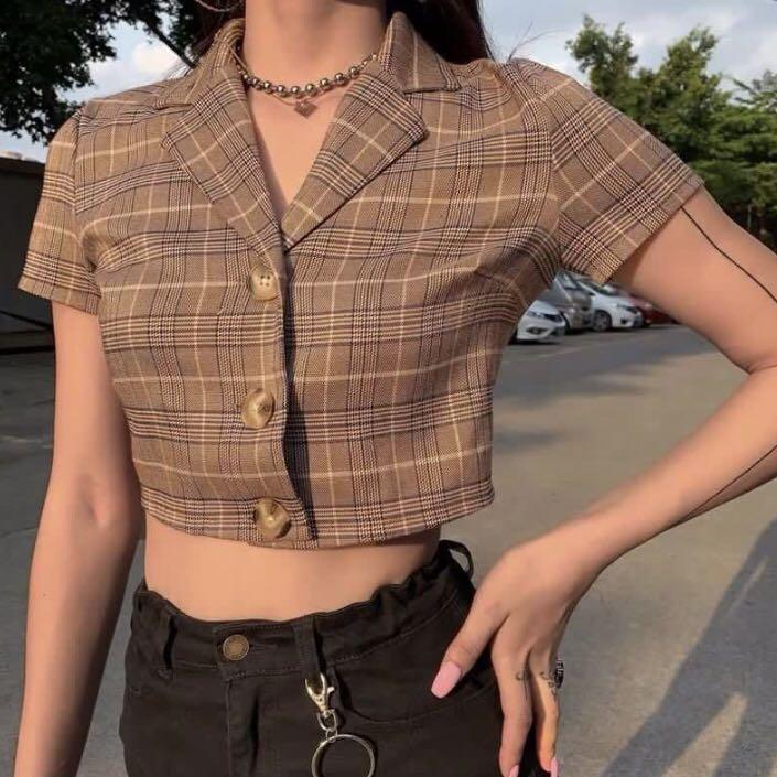 BNWT brown checkered crop top, Women's Fashion, Tops, Sleeveless on  Carousell