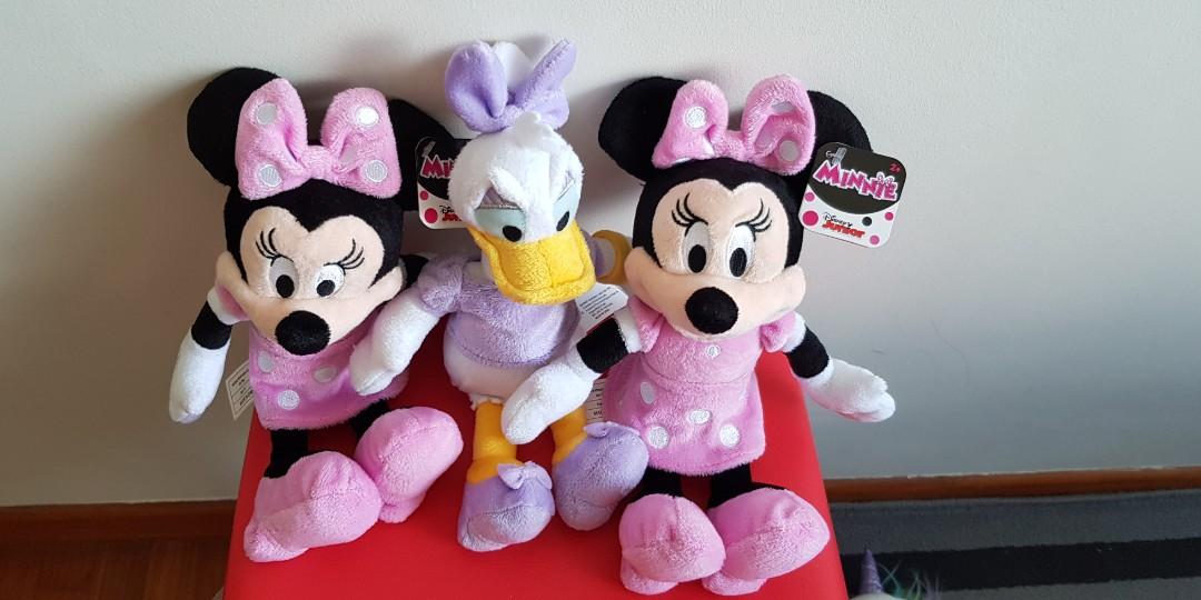minnie mouse and daisy toys