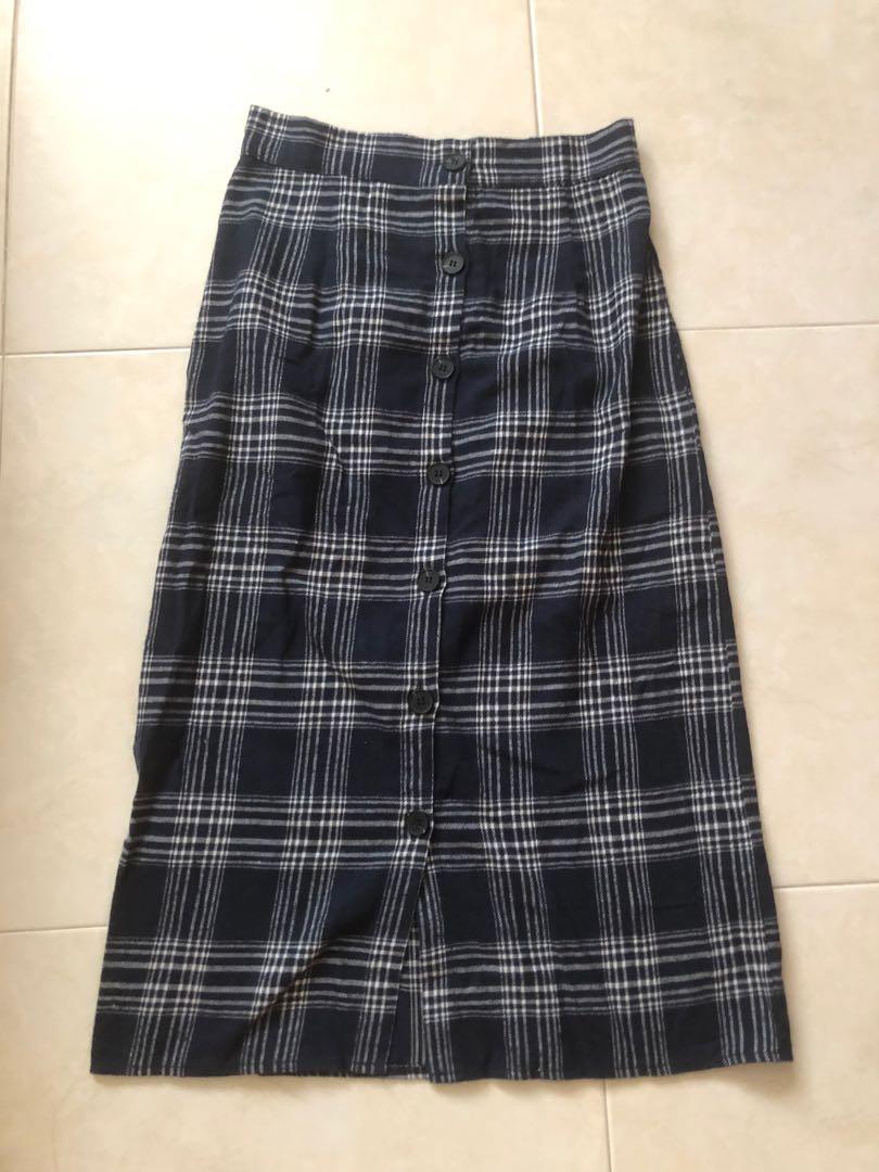 checkered maxi skirt