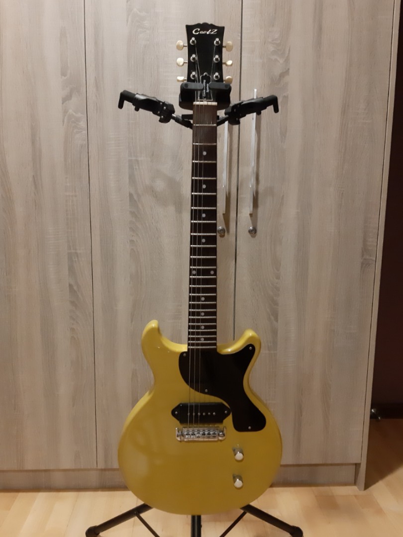 Cool Z Les Paul Junior Japan Guitar, Hobbies & Toys, Music & Media