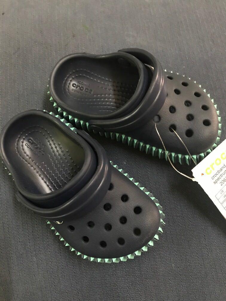 crocs spectrum