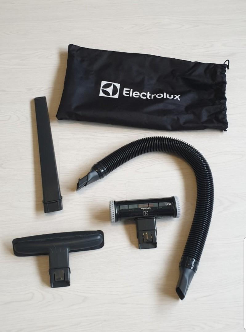 ELECTROLUX CORDLESS STICK VACUUM CLEANER ZB3314AK, TV & Home Appliances