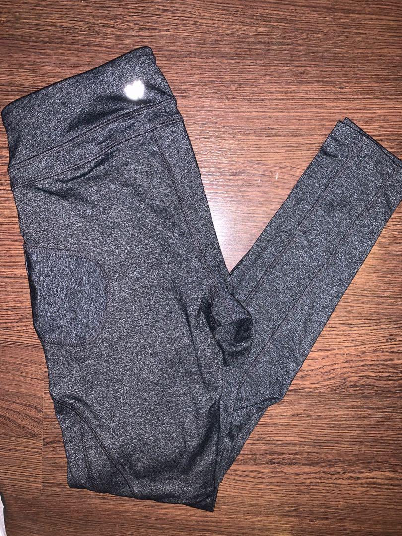 F21 Sports Leggings (Category: Activewear) located in Pateros City. Submitted by prelovedforfun_ (Listing ID 1010772630, Image 1). Description: .