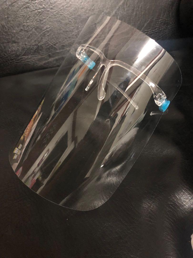 Glass acetate face shield (Category: Vision Care) located in San Mateo. Submitted by donnalewisss (Listing ID 1010791415, Image 2). Description: onhand 2k pcs 80pesos retail 55pesos per pc wholesale price minimum of 100pcs easy to use hindi masakit sa ulo acetate glass face shield grab or lalamove.