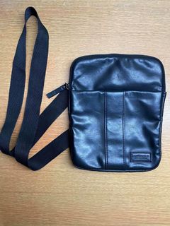 (Category: ) located in . Submitted by 105thrift (Listing ID 1010924970, Image 1). Description: .