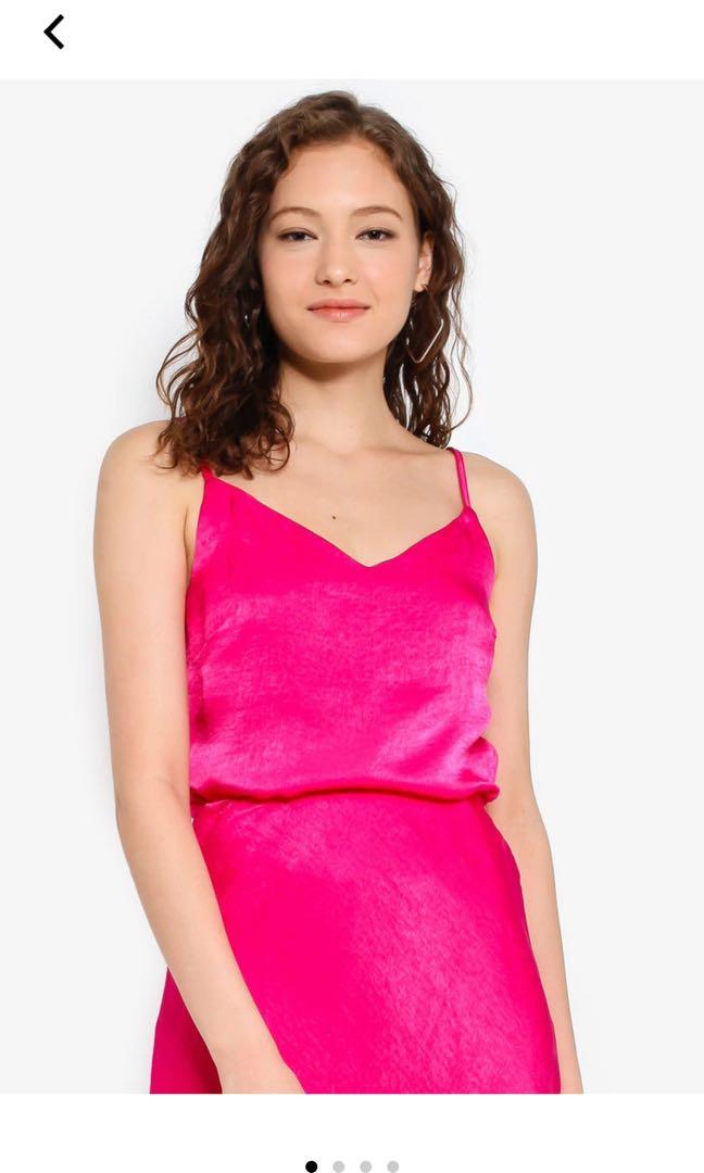 Lexi cami top hot pink, Women's Fashion, Tops, Sleeveless on Carousell