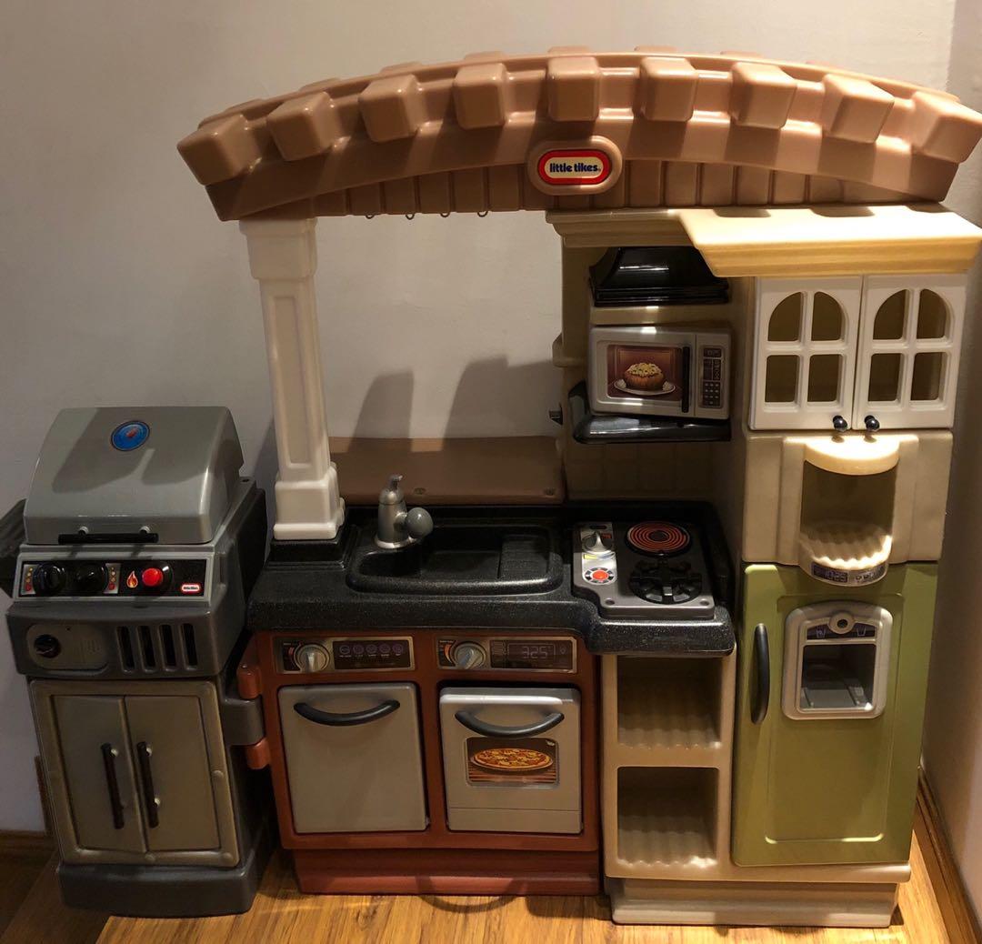 Little tikes brown kitchen discount