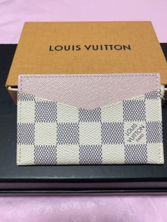 (Category: ) located in . Submitted by em_closet (Listing ID 1010947085, Image 1). Description: .