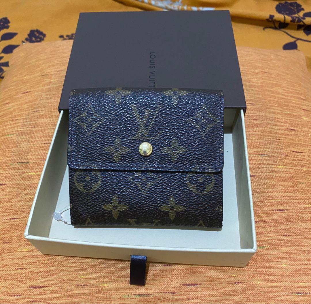 Louis Vuitton Short Wallet Double Flap (Category: Luxury Bags & Wallets) located in Marikina City. Submitted by neltan_carousel (Listing ID 1010778145, Image 2). Description: 💯% Authentic/Original ~ preloved ~ in very good condition (no flaws) ~ issue: with initial “M.S.” ~ inclusion: box only ~ price is slightly negotiable ~ ‼️ Accepts lay-away (30% DP, balance payable in 1.5 months).