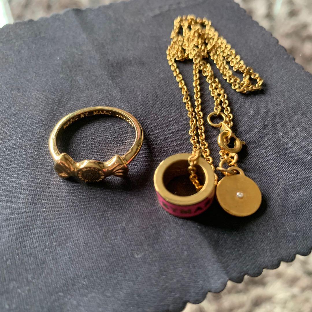 Marc jacobs gold sale necklace