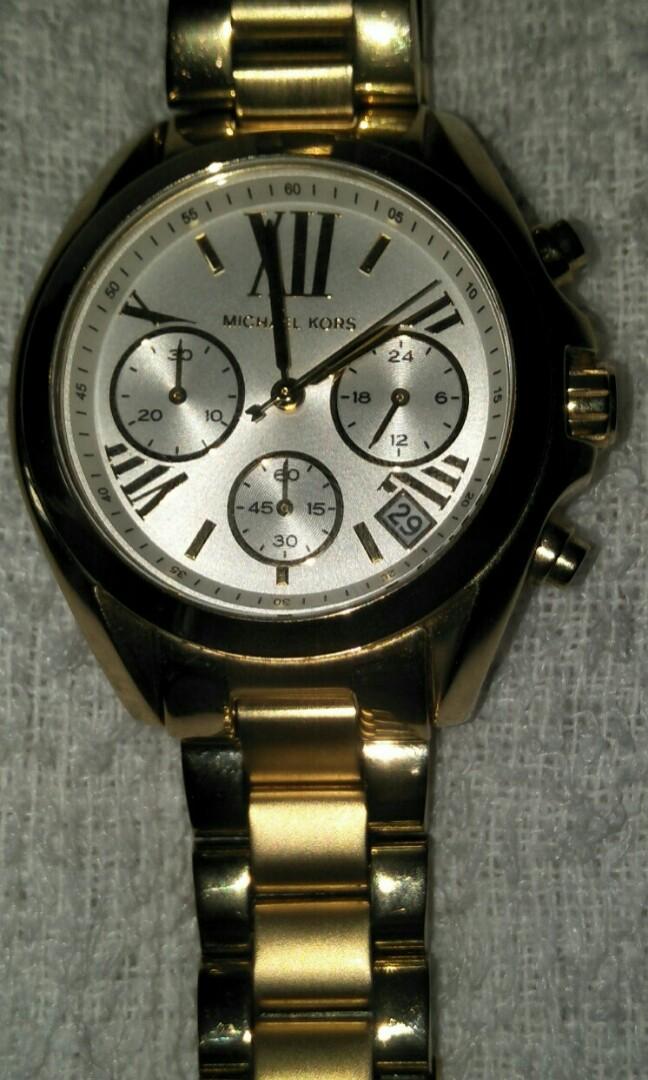MICHAEL KORRS model 25880 Luxury Watches on Carousell