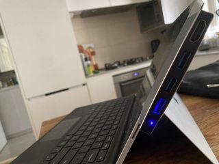 （分類：）位於 。 由 quickgem_49e346 提交（商品編號 1010836240，圖片 1）。簡介： 。