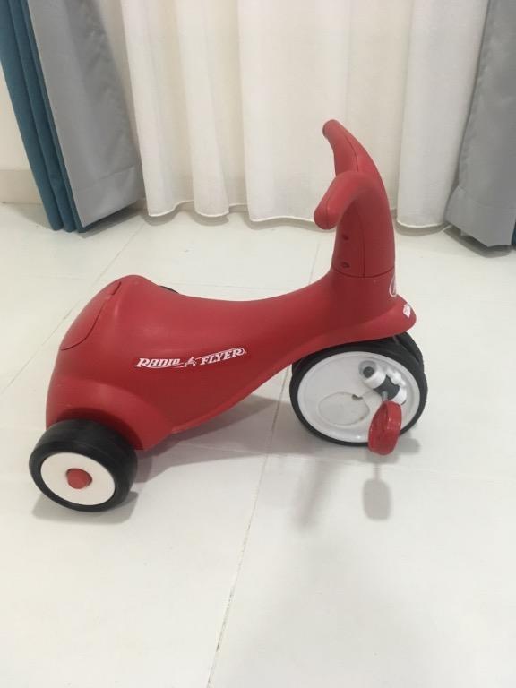 scoot to pedal radio flyer