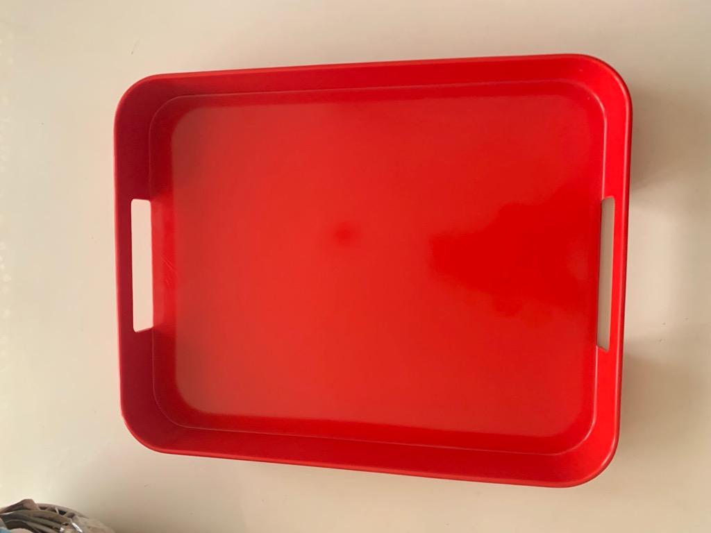 serving tray (Category: Spice & Seasoning) located in Mandaluyong City. Submitted by jeunefille168 (Listing ID 1010785029, Image 1). Description: brand new with tags (never used) serving tray with side handles size: 12.5 x 10 inches color: red original price in rustans php1150 shipping for the account of the buyer payment options: bpi, bdo or gcash no reservations allowed.