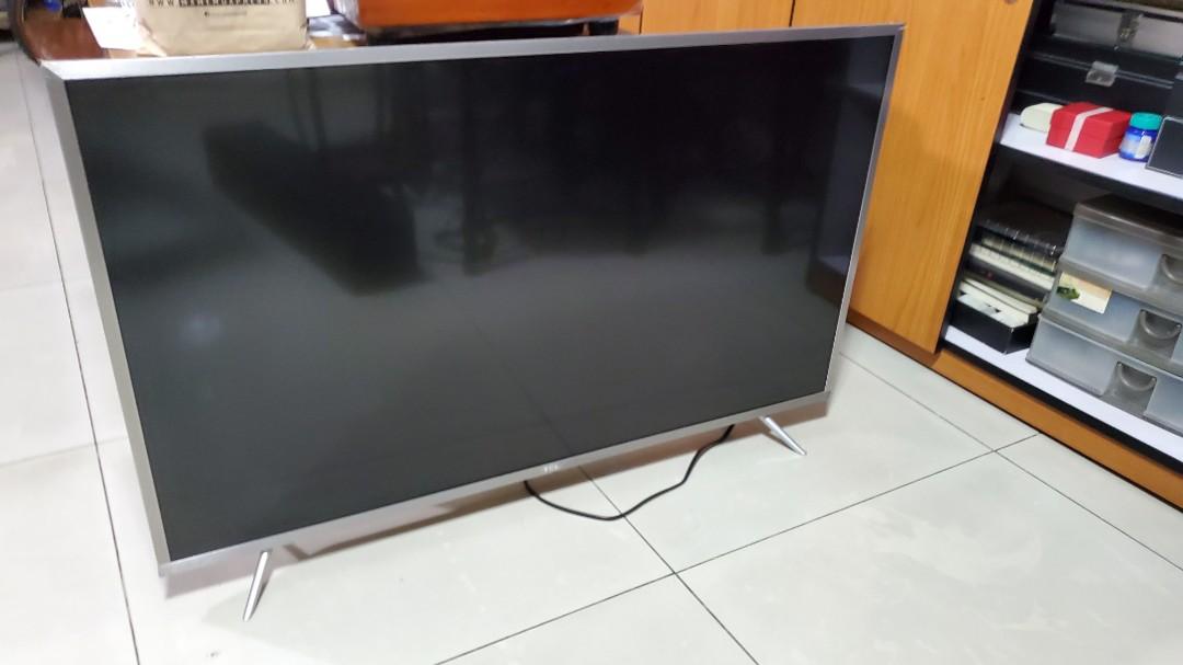 Tcl 43inch 4k Uhd Smarttv Box Manual Remote Electronics Tvs Entertainment Systems On Carousell