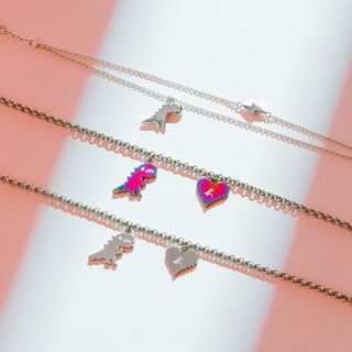 （分類：）位於 。 由 solelyflowers 提交（商品編號 1017285825，圖片 1）。簡介： 。
