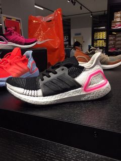 (Category: ) located in . Submitted by nuuuun (Listing ID 1017150554, Image 1). Description: .