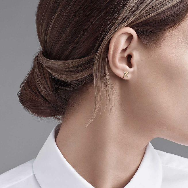 Tiffany and co x earrings discount