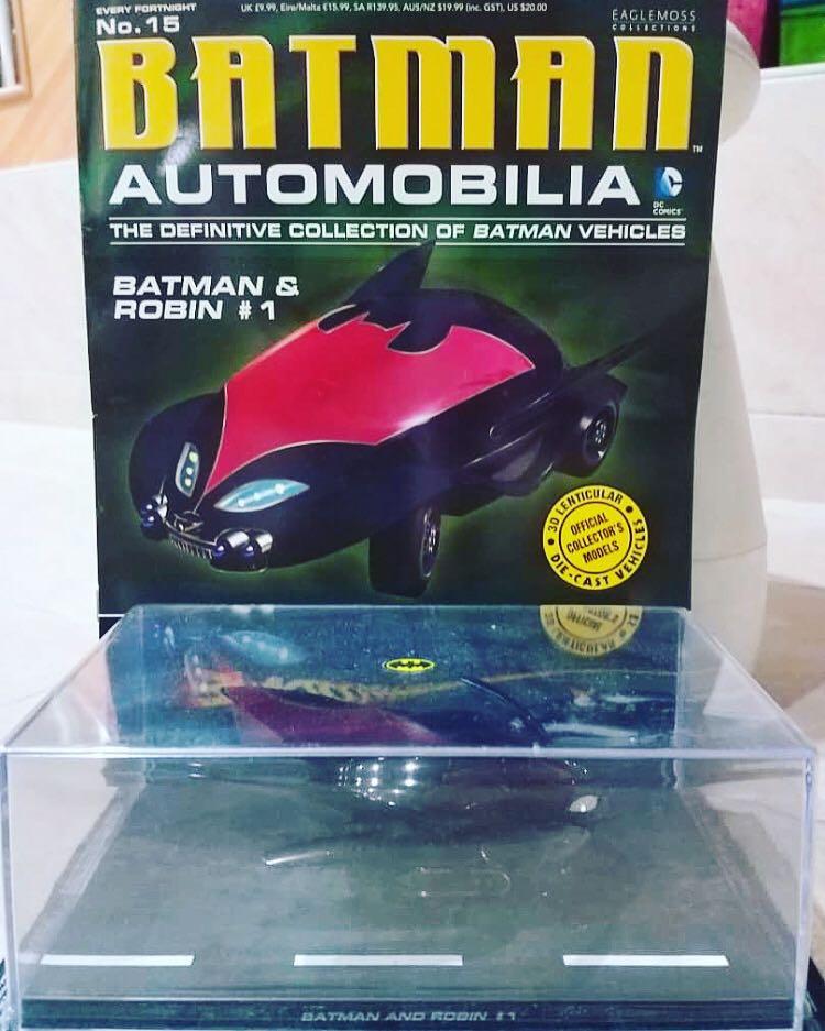 BATMAN AUTOMOBILIA 15 BATMAN & ROBIN ISSUE 1 BATMOBILE, Hobbies