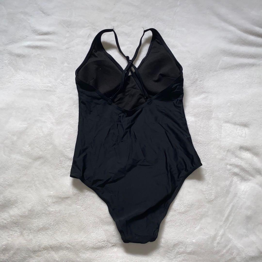 Black monokini swimsuit (Category: Bikinis & Swimsuits) located in Santa Rosa. Submitted by pamobs (Listing ID 1017263238, Image 2). Description: .