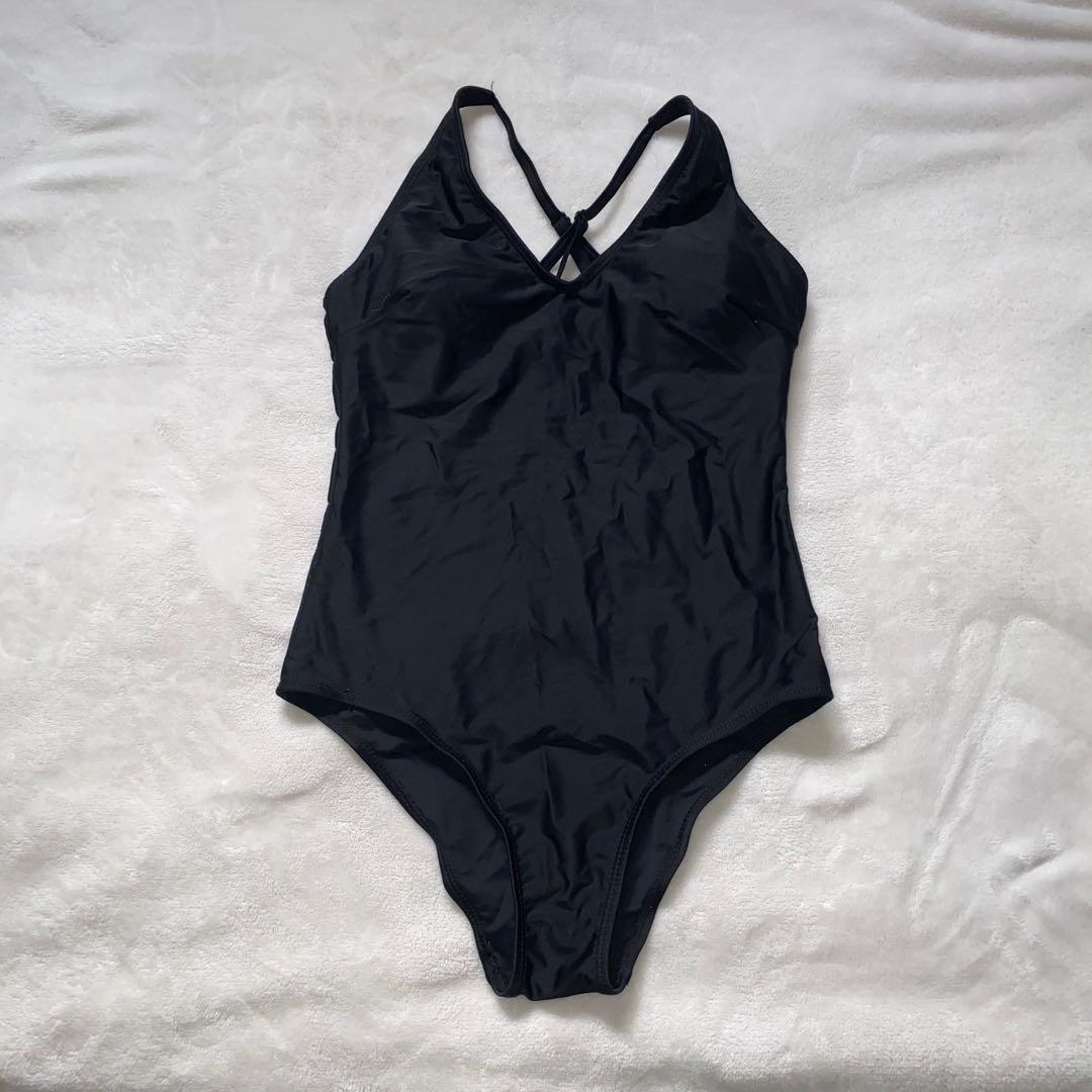 Black monokini swimsuit (Category: Bikinis & Swimsuits) located in Santa Rosa. Submitted by pamobs (Listing ID 1017263238, Image 1). Description: .