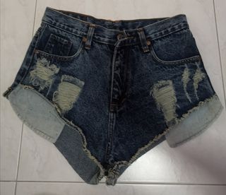 (Category: ) located in . Submitted by thelarabelle (Listing ID 1017250053, Image 1). Description: .