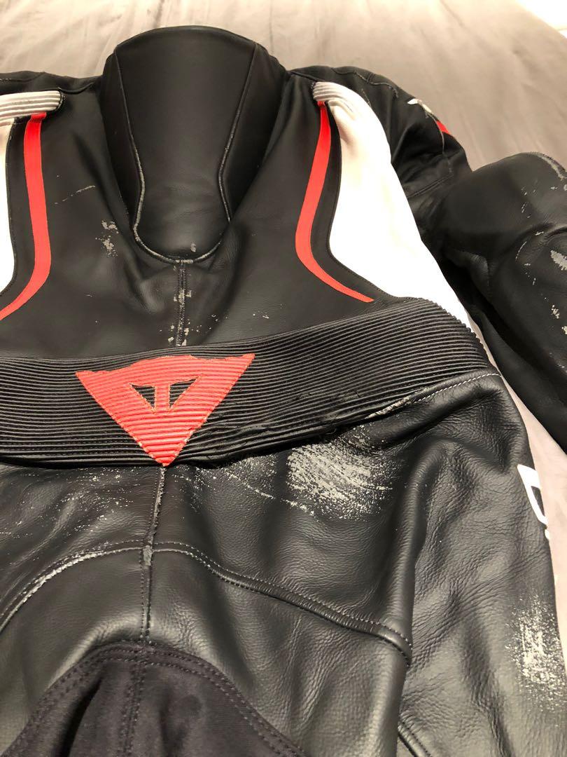 Dainese assen 1 hotsell piece leather suit