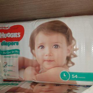 Huggies Platinum Diapers L size